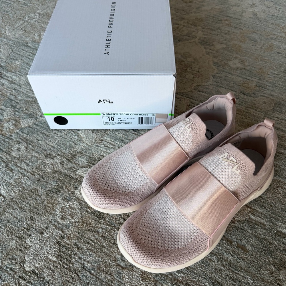 APL TechLoom Bliss Sneakers | Rose Dust/Nude | BNWT